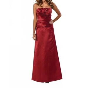 NEW MILANO FORMALS timeless grace gown in claret